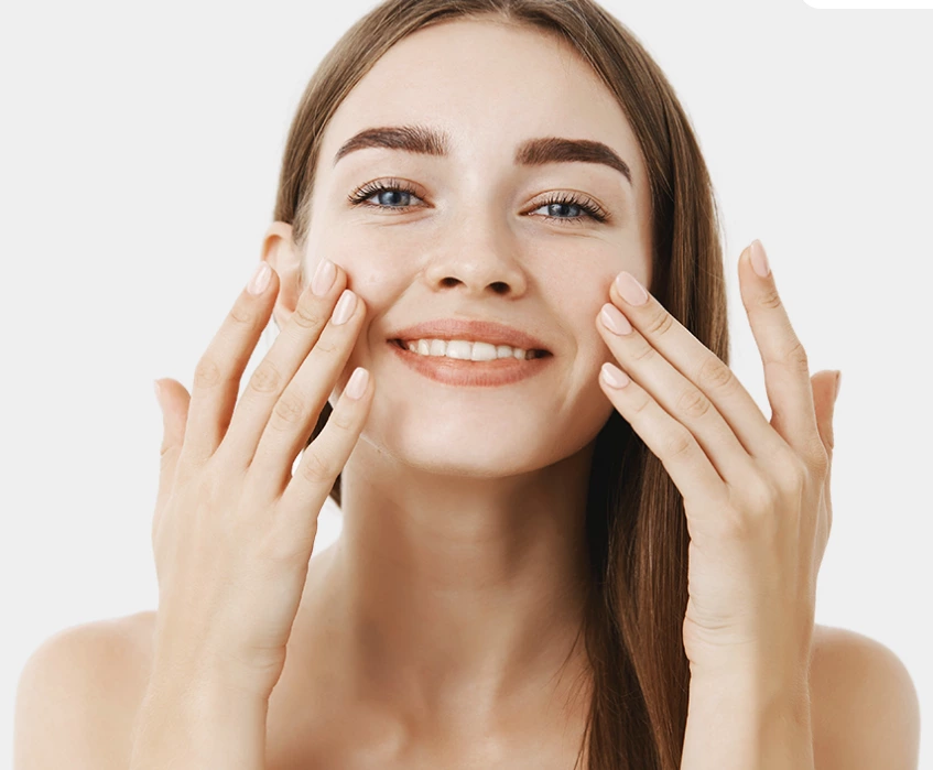 What Role Does Photodynamic Therapy Play in Treating Facial Redness and Sensitive Skin?