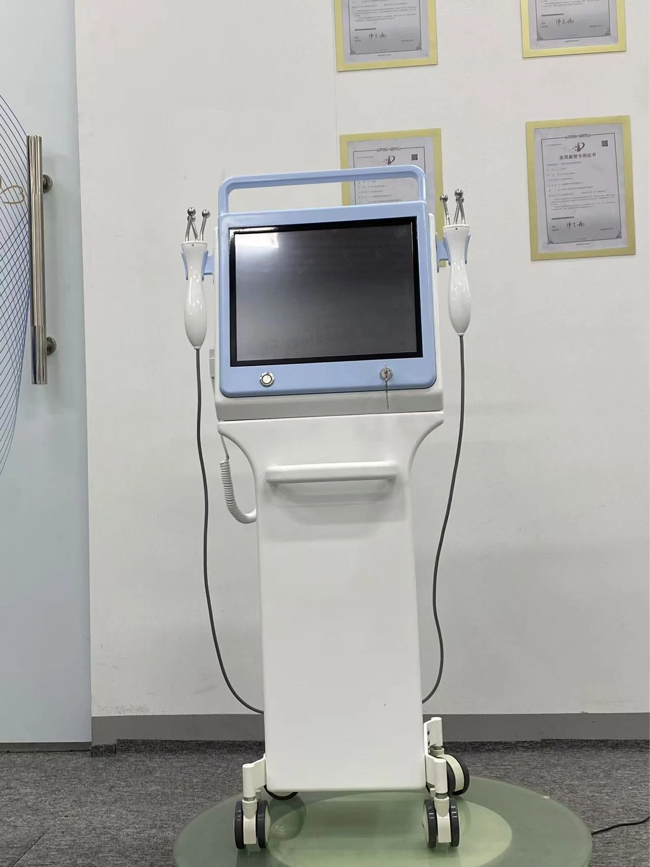 Anti-Aging Facial instrument——Multi-functional facial Anti-Aging machine