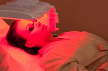 Photodynamic Skincare: The Science of Illuminating Your Skin's Self-Renewal Power